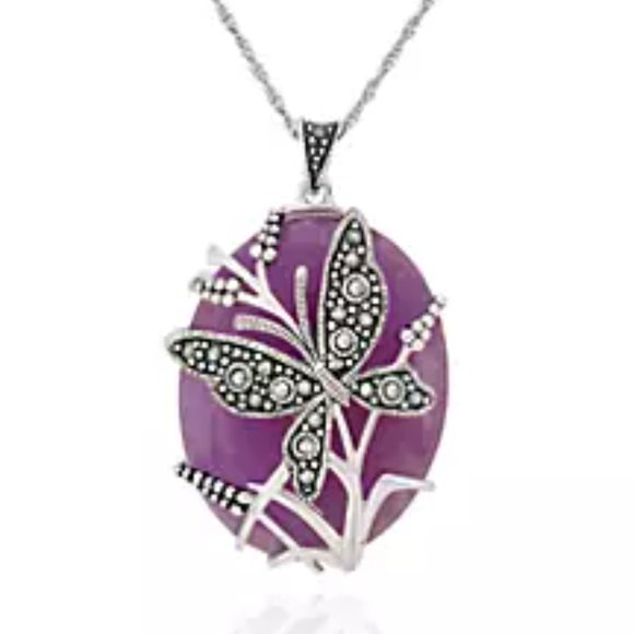 NIB Lavender Agate Marc Butterfly Oval Pendant with 18” Chain MC91760LA - Picture 1 of 3